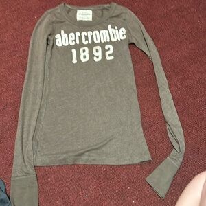 Tight fitting brown Abercrombie shirt